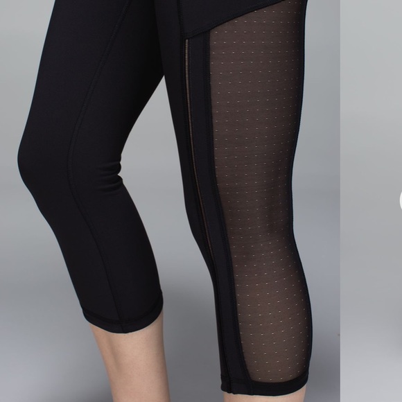 Lululemon Hot To Street Crop - Picture 10 of 12